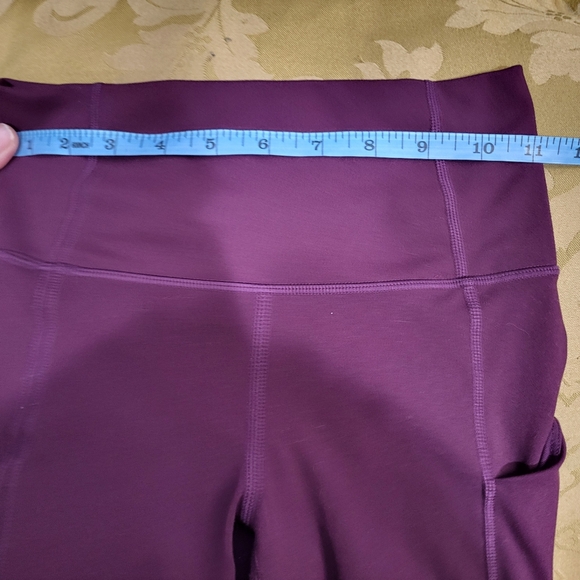 *3/$30 Sale* Fabletics Oasis PureLuxe High-Waisted 7/8 Legging with Pockets - Picture 4 of 7